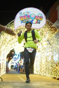 BIB: 5140
                            <button type="button" onclick="openModal(21830321)" class="btn btn-primary btn-sm float-right btn-popup" data-toggle="modal" data-target=".modal-high-quality">
                        <i class="fas fa-shopping-cart"></i> Add to Cart
                    </button>
                                            <button type="button" onclick="isThisMe(21830321, true)" class="btn btn-success btn-sm float-right btn-popup btn-isme hidden" data-toggle="tooltip" data-placement="bottom" title="นี่คือรูปของคุณใช่ไหม คลิกที่นี่เพื่อเอาเข้าอัลบั้ม">
                        <i class="fas fa-plus"></i> Add to album
                    </button>
                    <button type="button" onclick="isThisMe(21830321, false)" class="btn btn-warning btn-sm float-right btn-popup btn-isnotme hidden">
                        <i class="fas fa-ban"></i> Remove from album
                    </button>